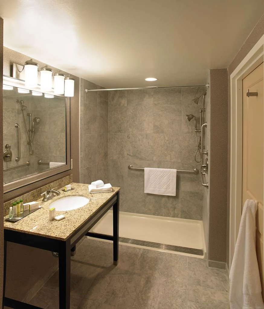 The Strathallan Rochester Hotel & Spa